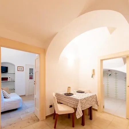 Antica Dimora Lombardi 1 Apartment Bari Exterior photo
