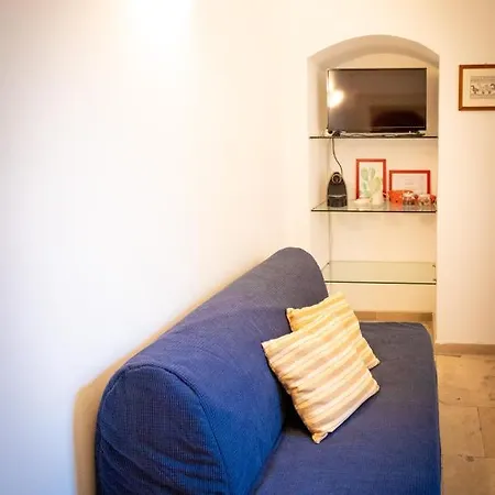 Antica Dimora Lombardi 1 Apartment Bari Exterior photo